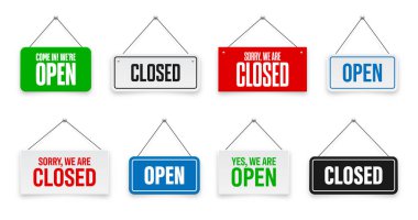 Gerçekçi açık ya da kapalı tabelalar. Kafe, restoran, bar ya da perakende mağazası için klasik kapı tabelası. Duyuru pankartı, iş ya da hizmet için bilgi tabelası. Vektör illüstrasyonu.