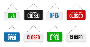 Gerçekçi açık ya da kapalı tabelalar. Kafe, restoran, bar ya da perakende mağazası için klasik kapı tabelası. Duyuru pankartı, iş ya da hizmet için bilgi tabelası. Vektör illüstrasyonu.