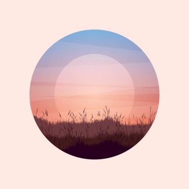 Çimenli ve eski ahşap çitli çayır siluetleri. Kırsal alan, panoramik yaz çimenliği kırsal alan otlar, yabani otlar. Tarım ve tarım. Doğada yaz günbatımı. Vektör illüstrasyonu.