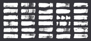 Grunge fırça darbeleri, çizgiler, mürekkep lekeleri, elle çizilmiş karalama şekilleri. El yapımı kabataslak izler, akrilik lekeler, kömür çizgileri. Boya dokuları, kuru fırça etkisi. İşaret altı çizili. Vektör illüstrasyonu.