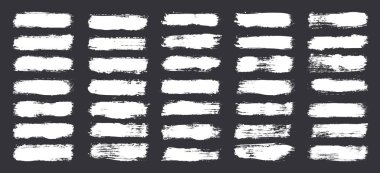 Grunge fırça darbeleri, çizgiler, mürekkep lekeleri, elle çizilmiş karalama şekilleri. El yapımı kabataslak izler, akrilik lekeler, kömür çizgileri. Boya dokuları, kuru fırça etkisi. İşaret altı çizili. Vektör illüstrasyonu.