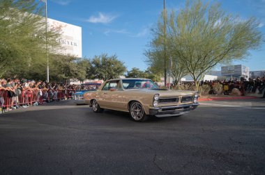 Las Vegas - ABD - 4 Kasım 2022: SEMA Show Cruise sırasında Pontiac GTO.