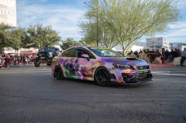 Las Vegas - ABD - 4 Kasım 2022: SEMA Show Cruise sırasında Subaru WRX.