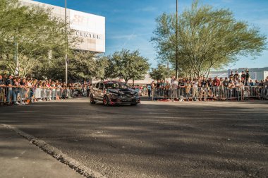 Las Vegas - ABD - 3 Kasım 2023: SEMA Show Cr uise sırasında Subaru WRX.