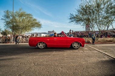 Las Vegas - ABD - 3 Kasım 2023: SEMA Show Cruise sırasında Chevrolet CST.