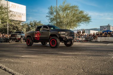 Las Vegas - ABD - 3 Kasım 2023: SEMA Show Cruise sırasında Dodge RAM.