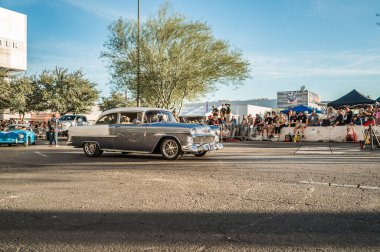 Las Vegas - ABD - 3 Kasım 2023: SEMA Show Cruise sırasında Chevrolet Bel Air.