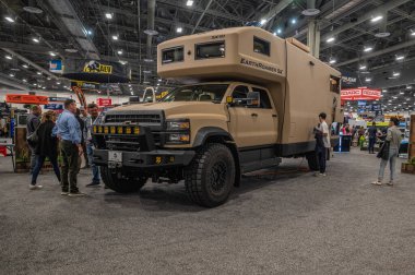Las Vegas, Nevada - ABD - 2 Kasım 2023: Dünya Roamer SX-004 Las Vegas Kongre Merkezi SEMA Show sırasında