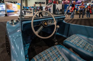 Las Vegas, Nevada - ABD - 3 Kasım 2023: Chip Foose Dune Buggyv Las Vegas 'taki Kongre Merkezi' ndeki SEMA Show sırasında