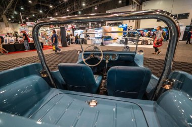 Las Vegas, Nevada - ABD - 3 Kasım 2023: Chip Foose Dune Buggyv Las Vegas 'taki Kongre Merkezi' ndeki SEMA Show sırasında