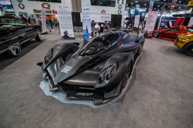 Las Vegas, Nevada - ABD - 3 Kasım 2023: Las Vegas Kongre Merkezi 'ndeki SEMA Show sırasında Takyon Hızı