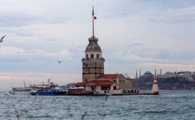 Kıyı, İstanbul ve Türkiye 'den Bakire' nin kulesinin Panorama manzarası