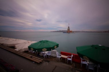 Kıyı, İstanbul ve Türkiye 'den Bakire' nin kulesinin Panorama manzarası
