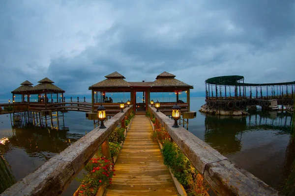 Resort Restaurant Located Coast Lake Iznik — Stock Photo, Image