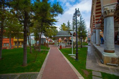  Eskisehir 'deki renkli Odunpazari semti evleri. Eskisehir Türkiye 'de daha popüler bir turizm arızası.