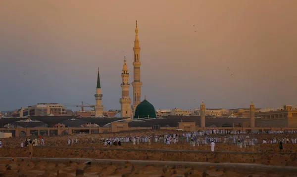 沙特阿拉伯Madinah Nabawi清真寺的全景 — 图库照片