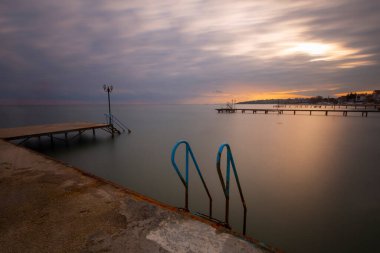 Fotoğraflar, İstanbul 'un kıyı kesiminin uzun pozlama tekniğiyle çekildi