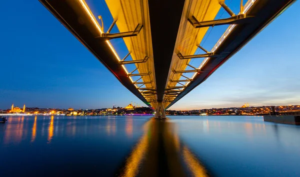 Yaz Gecesi Yeni Haliç Metro Köprüsü Stanbul Türkiye Mavi Gökyüzü — Stok fotoğraf