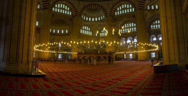 Türkiye 'nin Edirne ilçesindeki Selimiye Camii manzarası. Edirne Osmanlı İmparatorluğu 'nun başkentiydi..