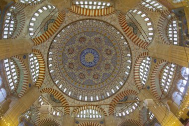 Türkiye 'nin Edirne ilçesindeki Selimiye Camii manzarası. Edirne Osmanlı İmparatorluğu 'nun başkentiydi..