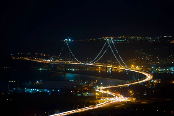 大真月橋 イズミット湾橋 イズミットコケリターキー トルコ最長の橋とその中央のスパンの長さによって世界で4番目に長い吊り橋 — ストック写真