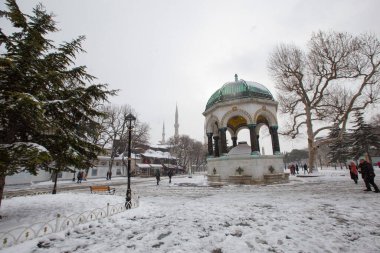 II. Sultanahmet Meydanı, 1898 yılında inşa'dan bir hediye Alman Çeşmesi.