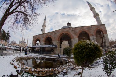 Türkiye 'nin Edirne ilçesindeki eski cami dış görünüşü. Edirne Osmanlı 'nın başkentiydi.