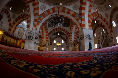 Türkiye 'nin Edirne ilçesindeki eski cami dış görünüşü. Edirne Osmanlı 'nın başkentiydi.