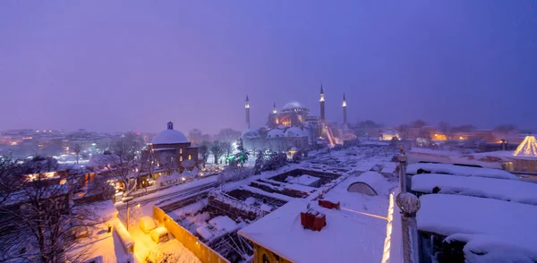 Sneeuwdag Sultanahmet Square Zicht Hagia Sophia Hagia Sophia Turks Ayasofya — Stockfoto