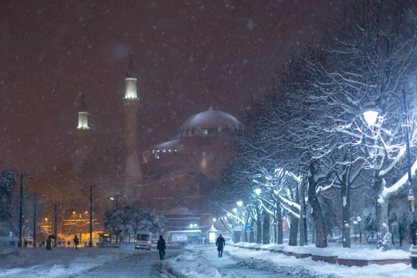 Día Nevado Plaza Sultanahmet Vista Hagia Sophia Estambul Turquía Hagia — Foto de Stock