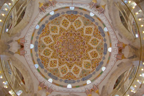 Interior Mezquita Los Tres Serefeli — Foto de Stock