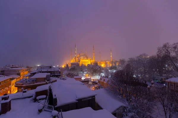Blauwe Moskee Sultanahmet Moskee Winterdag Met Sneeuw Istanbul Turkije — Stockfoto