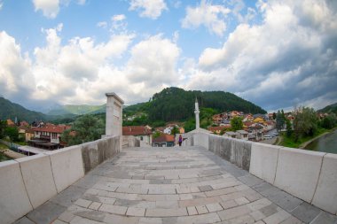 Konjiç Neretva Nehri üzerindeki Eski Köprü - Konjiç, Bosna-Hersek, Avrupa