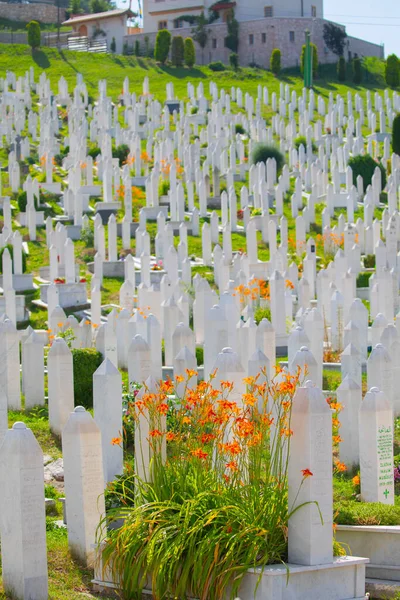 Soykırım Kurbanları Için Potocari Srebrenica Anıtı Mezarlığı — Stok fotoğraf