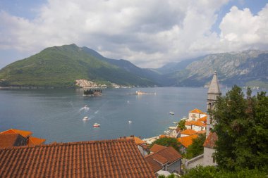 Lady of the Rocks Kilisesi ve Saint George Adası, Kotor Körfezi Perast, Karadağ