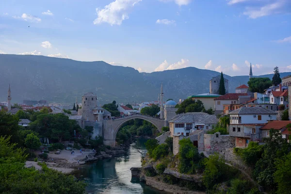 Vacker Utsikt Över Den Gamla Bron Över Floden Neretva Mostar — Stockfoto