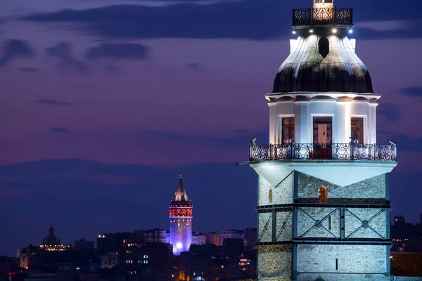 Mädchenturm Und Galata Turm Verliebt — Stockfoto