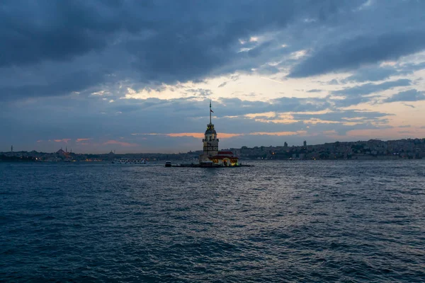Maiden Tower Prachtig Landschap Istanbul Turkije — Stockfoto