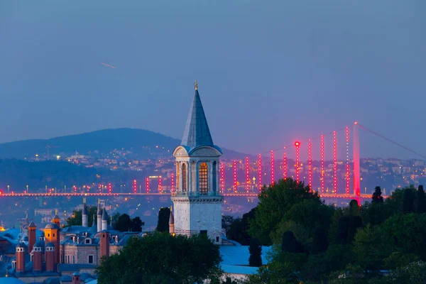 Topkapi Palace Bosphorus Bridge Стамбул Турция — стоковое фото