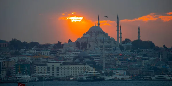 Coucher Soleil Istanbul Turquie Avec Mosquée Suleymaniye Mosquée Impériale Ottomane — Photo