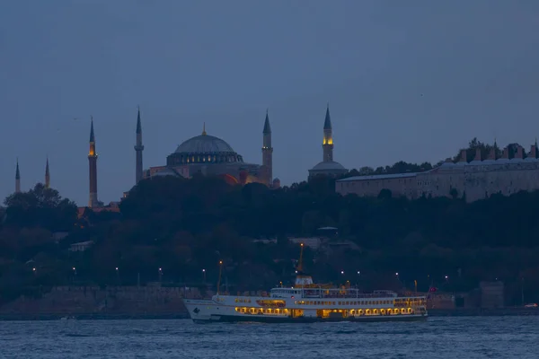 Turquia Istambul Balsa Alta Velocidade Local Ônibus Marítimo Transportadores Turistas — Fotografia de Stock