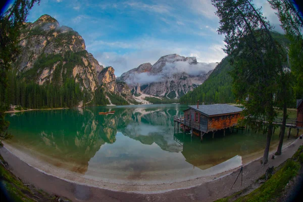 Descubriendo Las Montañas Dolomitas Norte Italia Lago Braies Pragser Wildsee — Foto de Stock