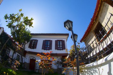 Sirince Village sokak manzarası. Sirince Köyü Türkiye 'de daha popüler bir turizm beldesi.