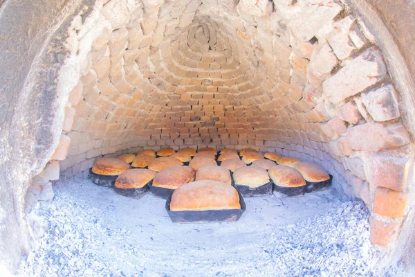 Натуральний Хліб Приготований Старій Печі Камені — стокове фото