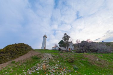 Sarpincik Deniz Feneri İzmir Körfezi 'nin batısındaki Karaburun Yarımadası' nda yer almaktadır..