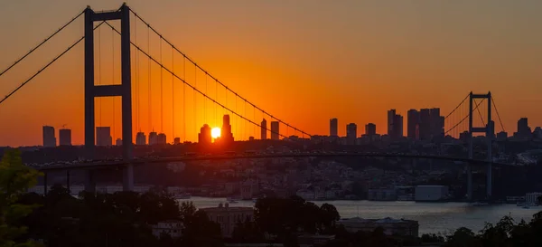 Úžasný Panoramatický Výhled Istanbul Bosphorus Při Západu Slunce Most Istanbul — Stock fotografie