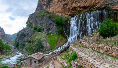 Kayseri, Türkiye 'de Kapuzbasi şelalesi.