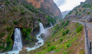 Kayseri, Türkiye 'de Kapuzbasi şelalesi.