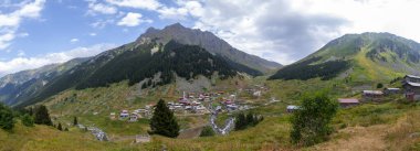 Rize 'deki Elevit Platosu. Bu plato, Rize 'nin Camlihemsin ilçesinde yer almaktadır. Kackar Dağları bölgesi. Rize, Türkiye.