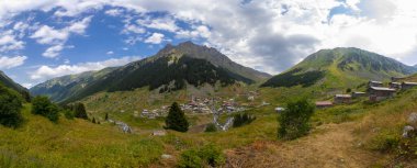 Rize 'deki Elevit Platosu. Bu plato, Rize 'nin Camlihemsin ilçesinde yer almaktadır. Kackar Dağları bölgesi. Rize, Türkiye.